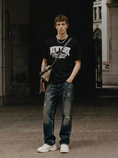 New York The Bronx  Black Graphic T-Shirt